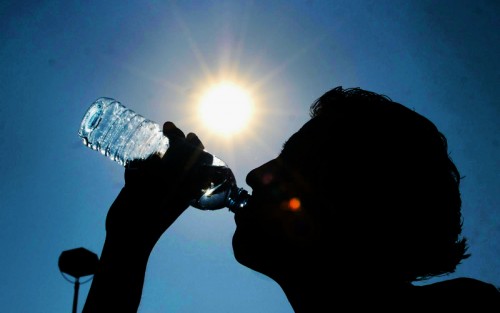  Hidrate-se! Enfermeira dá dicas para manter a saúde no clima seco em Lagoa da Prata