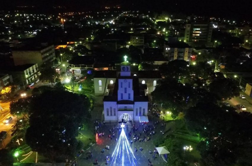  “Natal Luzes de Prata”! ACE/CDL acenderá luzes natalinas na Praça da Matriz nesta quinta (12)