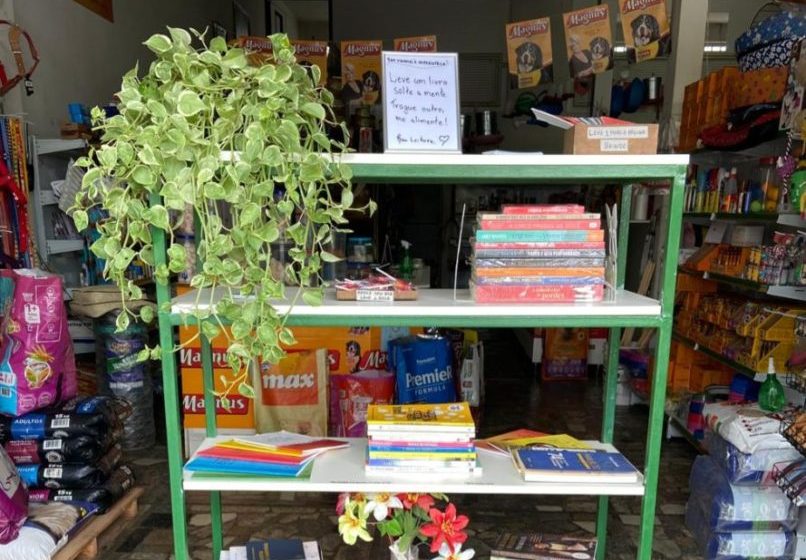  “Troque ideias, troque livros”: Jovem lança projeto para incentivar a leitura em Lagoa da Prata