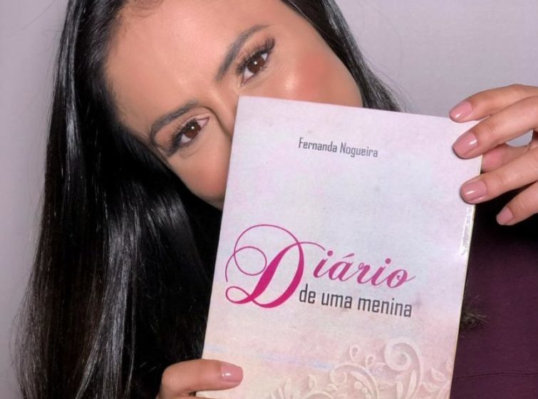  Abordando sentimentos e valores, escritora de Lagoa da Prata lança 1º livro: “Diário de Uma Menina”