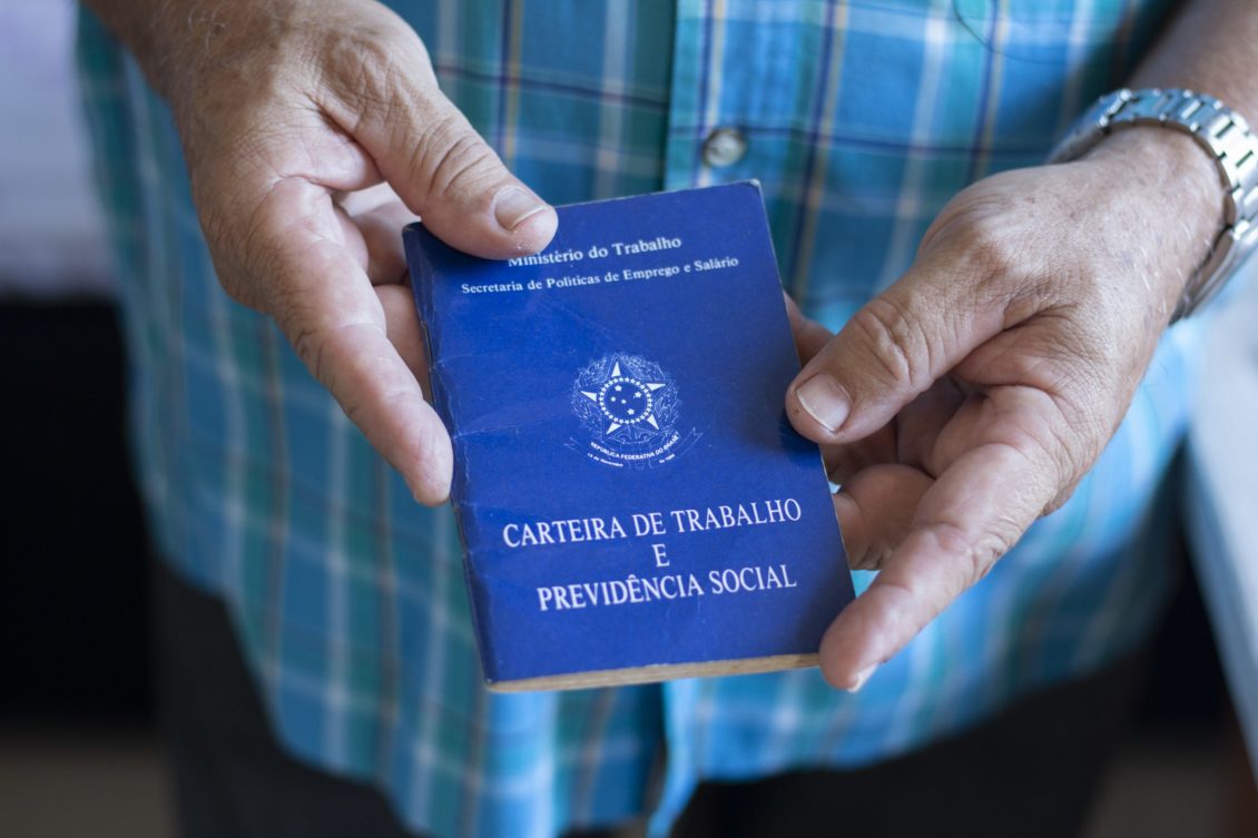 Sine de Lagoa da Prata divulga vaga para pedreiro com salário de até R$1650