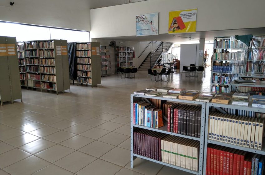 noite mineira na biblioteca