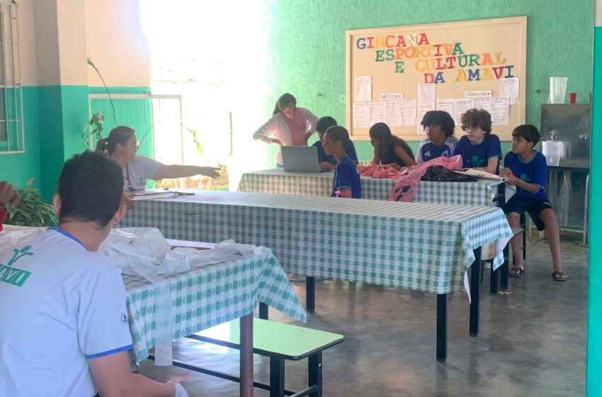 Conheça o trabalho da Amavi, associação que apoia jovens vulneráveis