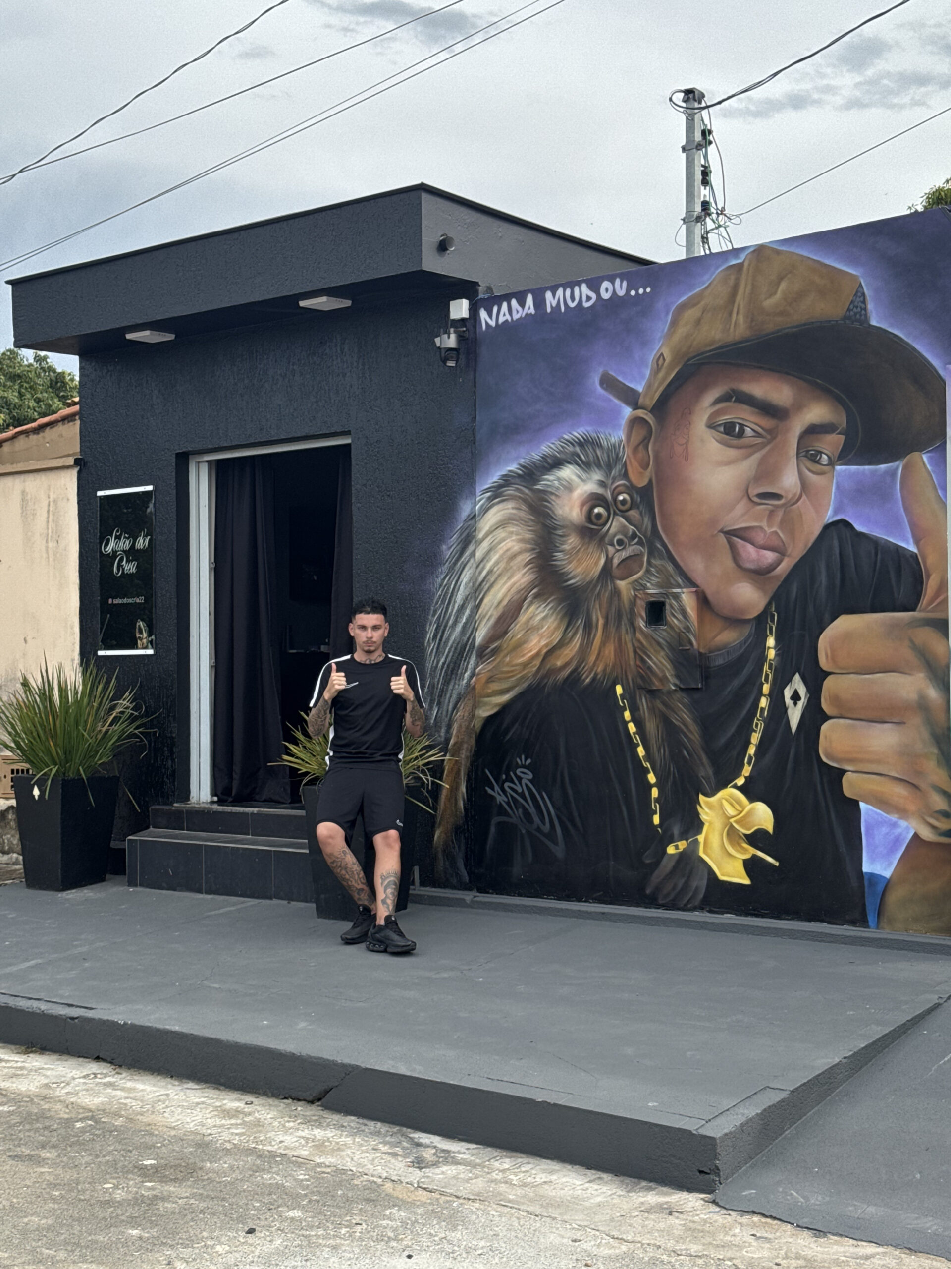 Salão dos Cria: conheça a história da barbearia lagopratense viralizada no Instagram