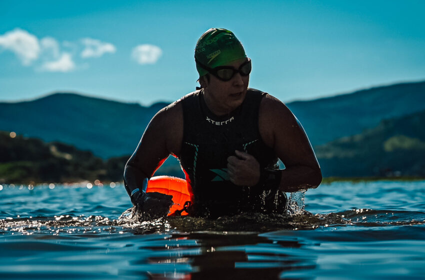 Nadadora lagopratense se torna primeira maratonista aquática da cidade